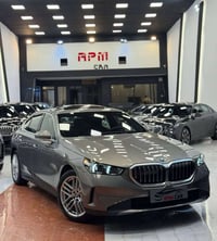 بي ام دبليو 530i X-Drive • ٢٠٢٤ • ٤٠٠٠٠ ميل