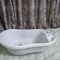 حوض سباحة أطفال