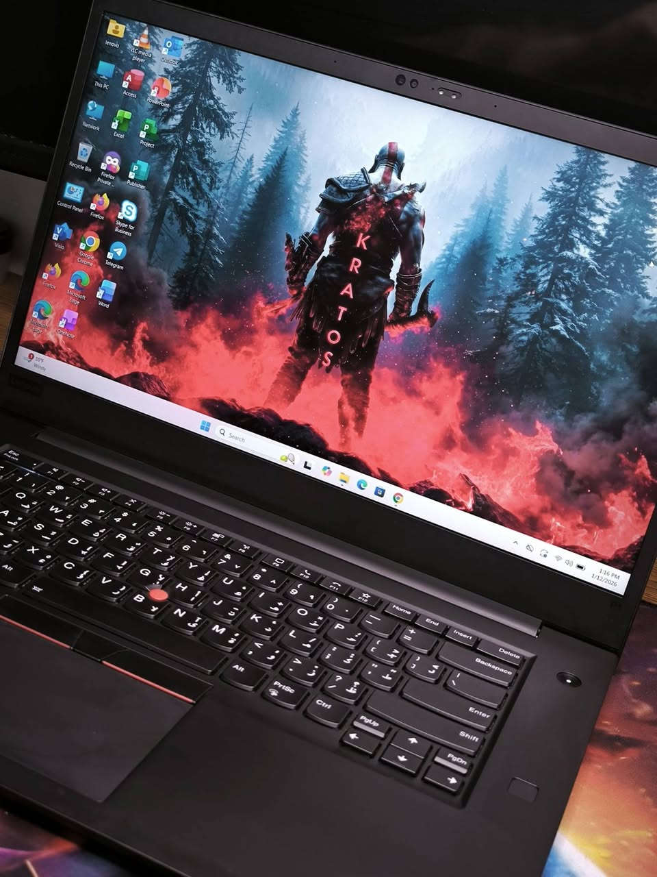 🚀 Lenovo ThinkPad P1 | محطة عمل احترافية Core i9
🔍 المواصفات التقنية:
• المعالج: Intel Core i9 (الجيل العاشر - فئة H) لأداء فائق السرعة.
• الرام: 16GB.
• الهارد: 512GB SSD.
• كارت الشاشة الخارجي: NVIDIA Quadro T2000 مخصص للتصميم الاحترافي والرندر.
• الشاشة: 15.6 بوصة بدقة Full HD.
🎁 الهدايا والملحقات:
(حقيبة، شاحن أصلي، ماوس، ماوس باد، تغليف كرتوني آمن).
🛡️ الضمان والخدمات:
• فحص المواصفات والنظافة عند المندوب قبل الاستلام.
• ضمان استبدال لمدة أسبوع كامل.
• تنصيب ويندوز، أوفيس، والبرامج الأساسية مجاناً.
💰 السعر: 740 الف دينار عراقي.
📍 الموقع: بغداد - الأمين الثانية.
🚚 التوصيل: متوفر لجميع محافظات العراق.
📞 للحجز والاستفسار (واتساب/اتصال):
***********
***********
