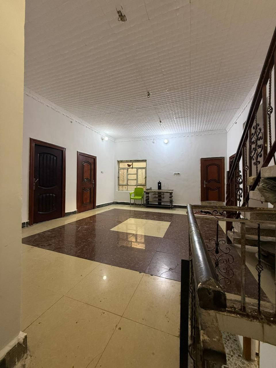 🏠بيت للبيع

•المساحة -200متر 
•📍الموقع -حي المعليمن قرب مدرسه خوله
•التفاصيل /طابقين مسلح حديث
ط1\2غرفه+صاله+استقبال+مطبخ+صحيات
ط2\4غرفه+صاله+صحيات 
$السعر\365
☎️للأستفسار/***********
فراس***********
واتسhttps://wa.me/9647872000799
للمزيد من العروض يمكنكم متابعتنا علئ فيس بوكhttps://www.facebook.com/share/19oiawJsJt/
الناصرية/فرع1 #الموحية
فرع2 #طريق #الحولي
