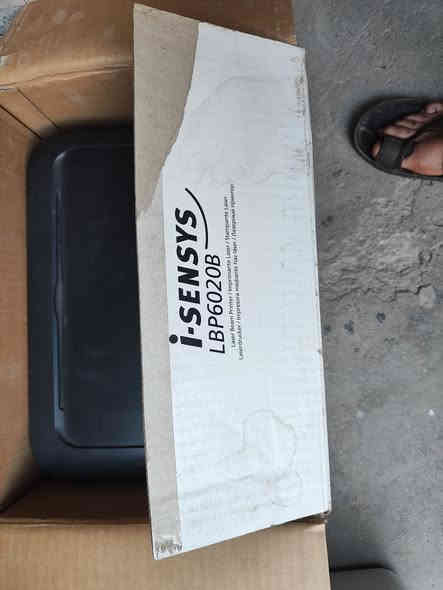 تتوفر طابعات كانون موديلات مختلفه 6020و  6000 2900 و 216 و 4010 و 4070 و 236  طابعات مال شركات مزاد الكل شغال لكن بيهم مشكال سحب مثل الورقه ماتسحب والكبار رمز وكلوب احمر نظافة الطابعة ٩٠ الى 70 % ابيع كل الطابعات دفعة واحد ماابيع مفرد 
والسعر ع الخاص او اتصال ***********
