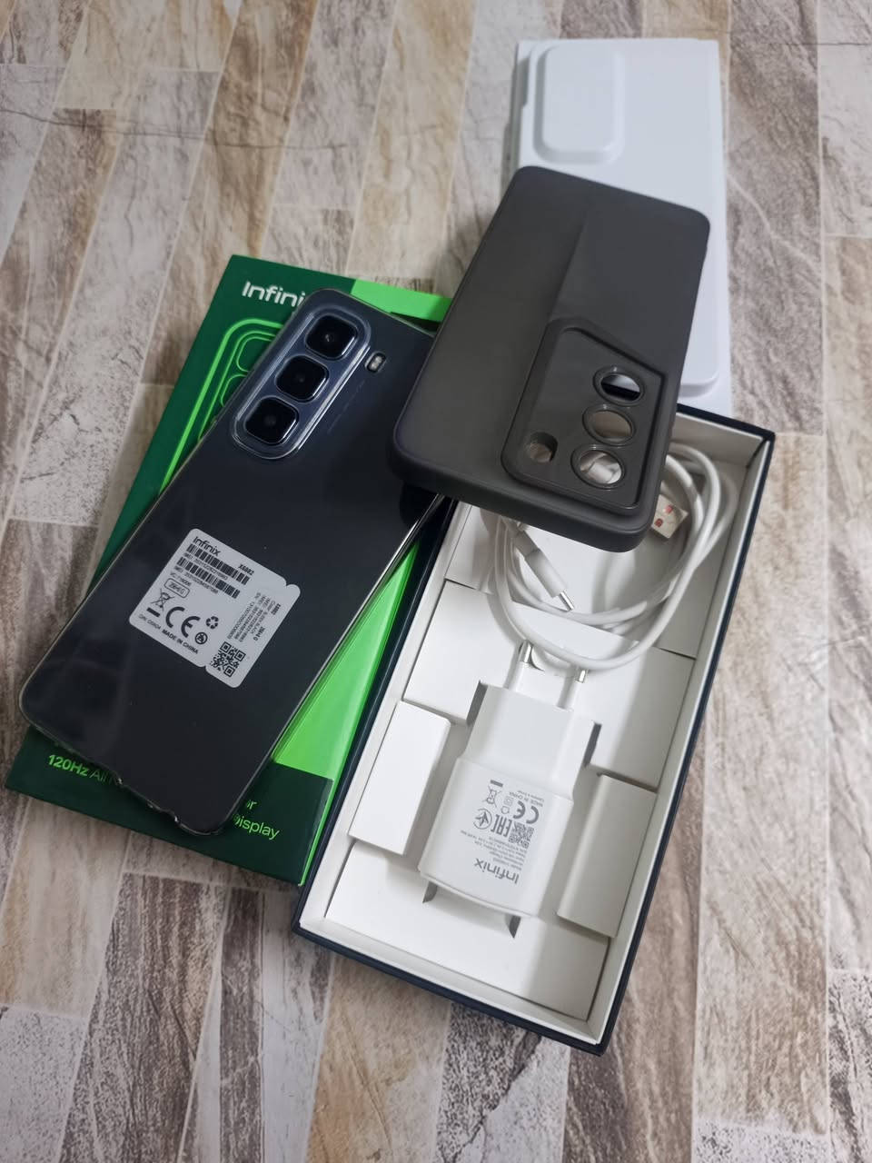 انفنكس هوت50 ذاكرة256 مستعمل 20 يوم بس ابيع فقط غراضة كاملات ويا ثنين محفظة بلاديه


**إذا كنت صاحب هذا الإعلان وتريد حذفه لأي سبب، رجاءا أرسل رسالة إلى الدعم الفني**