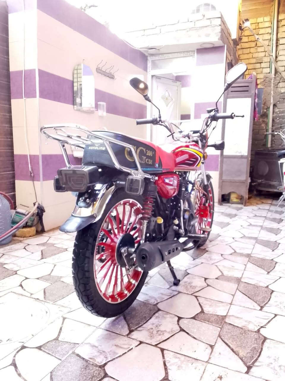 السلام عليكم ورحمه الله وبركاته دراجه ايراني موديل 2026 دراجه نضيفه جدا ومكينته كلش حلوه وناعمه دراجه سرعه ومعدل تخبل السعر 800 وبيه مجال الشراي يجي واتساب‏‪***********‬‏
