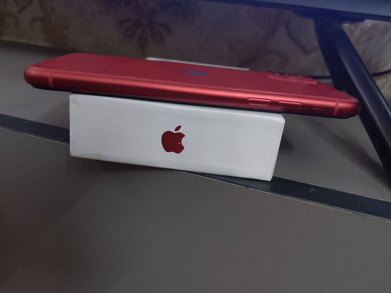 سلام عليكم
البيع ايفون 11عادي بطاريه 75 الذاكره 256 جهاز نظيف 100 سعر 350الف بي مجال هذا رقمي واتساب ***********
