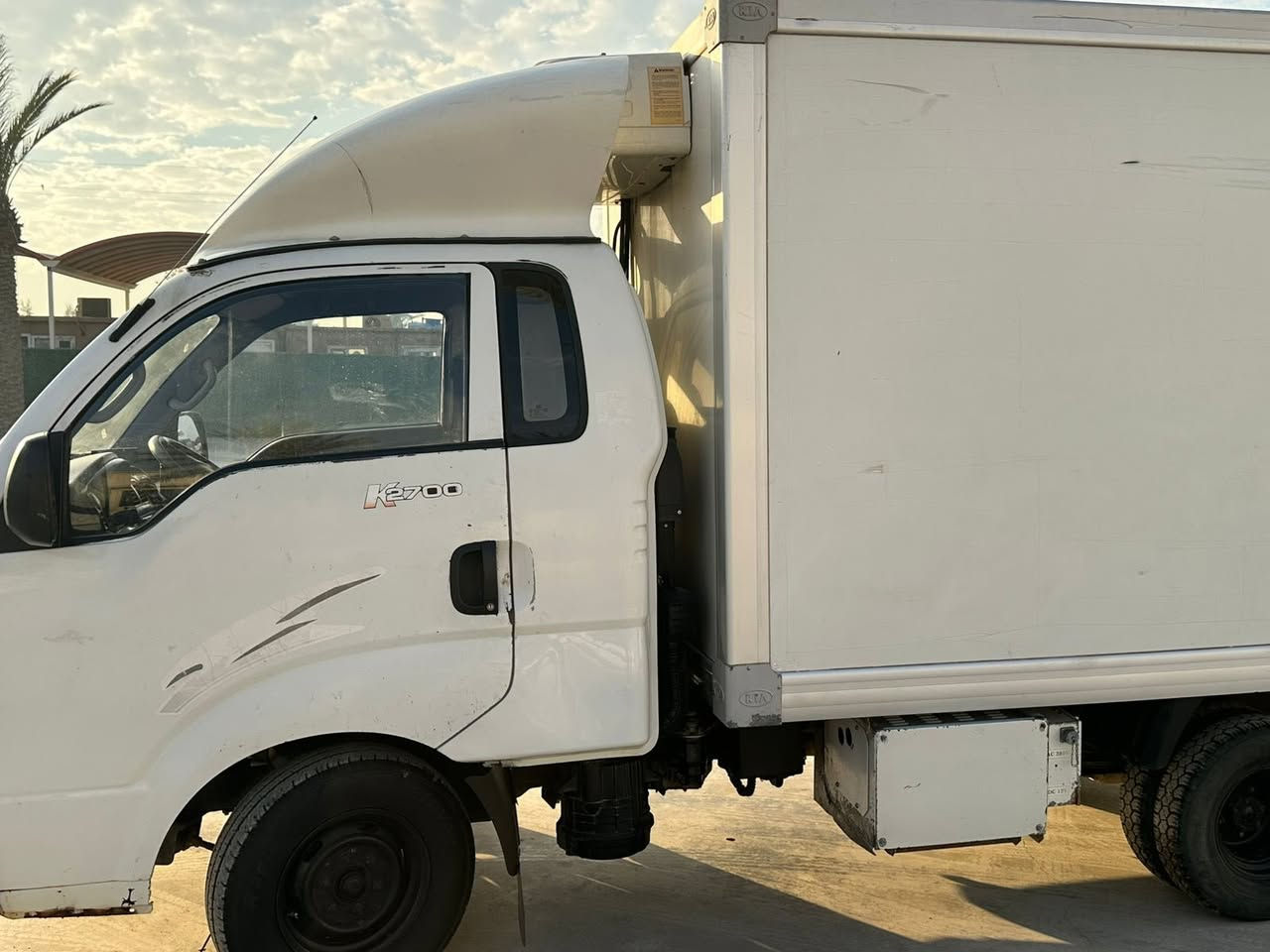 السلام عليكم 
كيا بنجو براد موديل 2011
2700  مفتوح 
السياره نضيفه وكلشي بيهة شغال
كير ومحرك و حداديه وبراد جاهزه 100% 
رقم اربيل الجديد تحويل
سعرهة 12,500$  وبيهة مجال بسيط للشراي  
تواجد السياره يغداد - الغزاليه
للاستفسار الاتصال ***********
