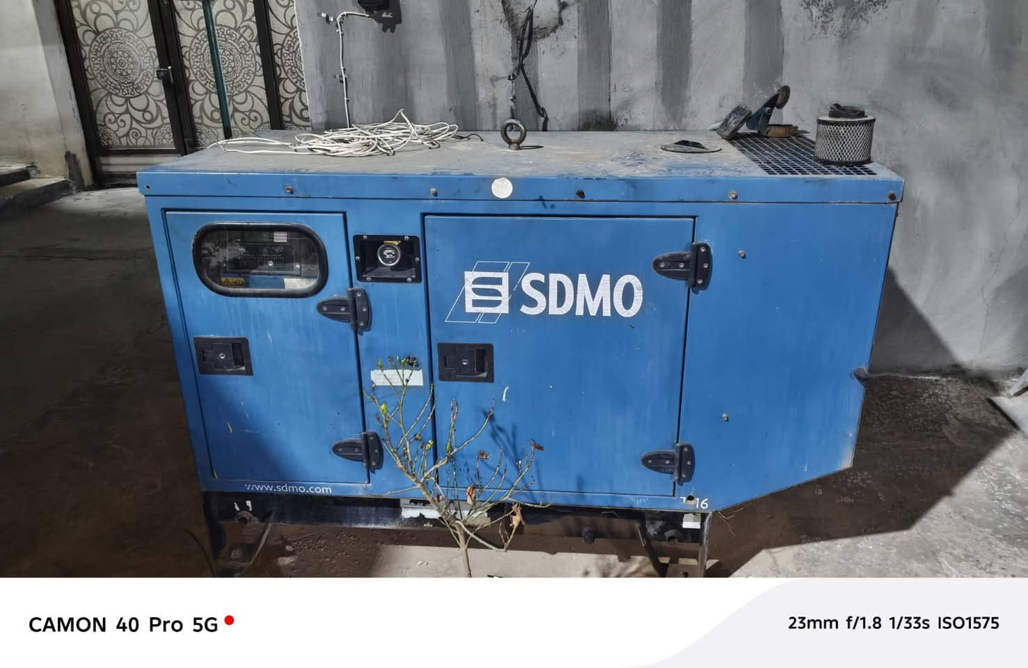 مولد
مولدكاتم ياباني أخو جديد حجم 16 كفي اربعه بستم محرك جديد العنوان الانبار الفلوجه السعر 25 ورقه رقم هاتف ***********
