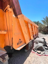 بدي البيع طول خمسه ونص متر بلادي ‭٠٧٨٦ ٢٥١ ٦٤٥٣‬