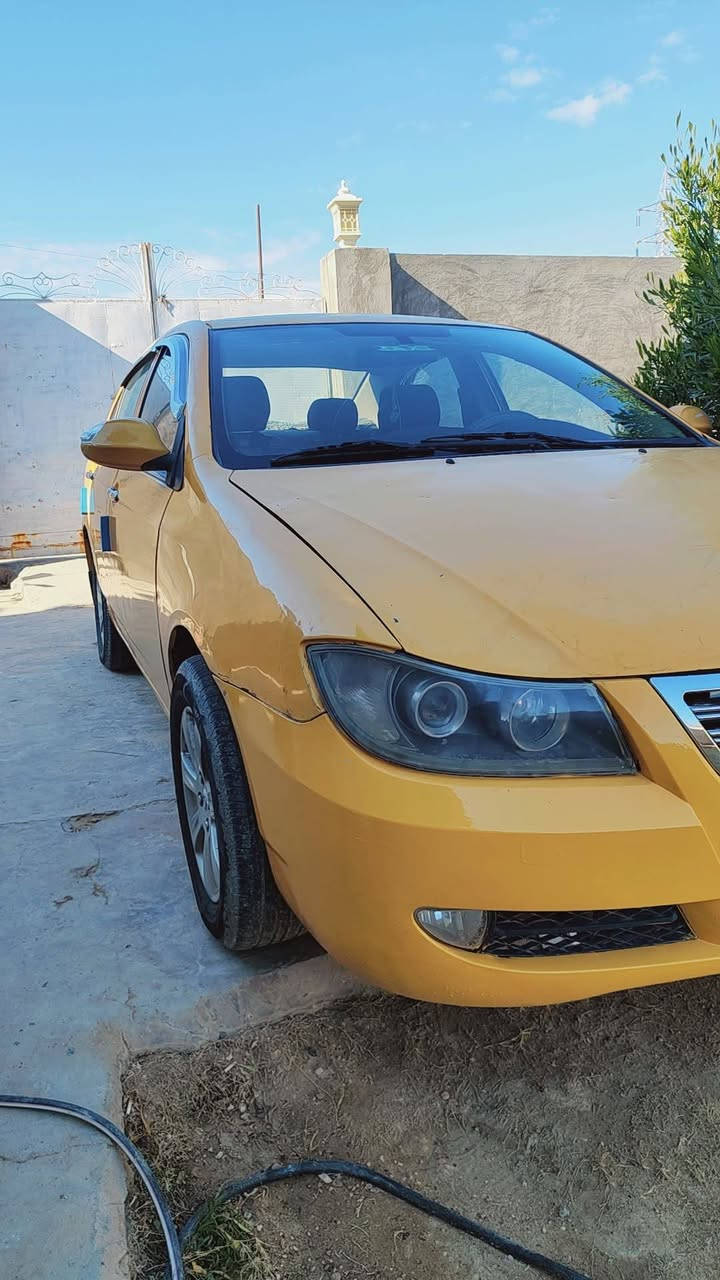 سلام عليكم
سياره ليفان موديل 2011محور كير ومحرك كورله سياره جاهزه مانقصه كلشي..
تخم تاير
صدر جديد 
باتري جديد
سياره بأسمي رقم بغداد 
العنوان فلوجه ***********... واتساب متواجد
