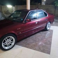 بي ام ٥٣٥ • موديل ١٩٩٠ • كير عادي