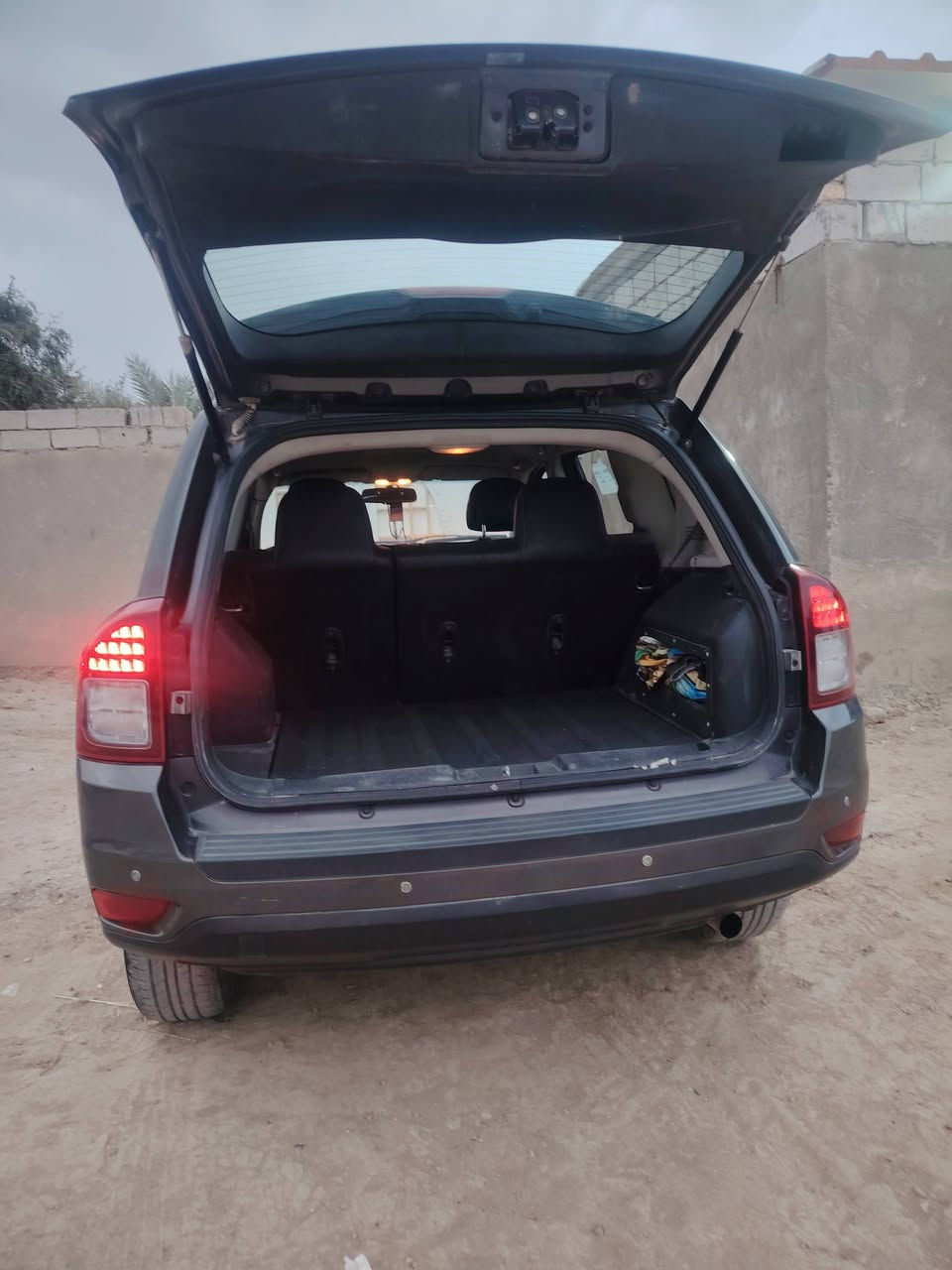 السلام عليكم
جيب كومبارس .
موديل 2016.
الرقم بغداد.
المداور ابنفس اليوم.
محرك 2400.
المكان الديوانيه.
للاستفسار ***********
