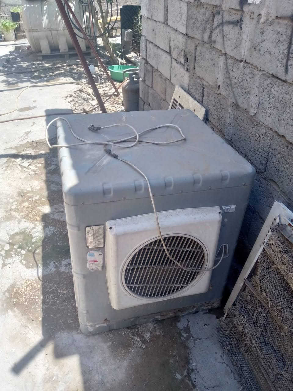 اسلام عليكم مبرده مستخدمه كشرهه نضيف بس المطول مالهه بي خلل بصيط وليف كلش مابيهه قيم وتعال اخذهه مكانهه بغداد فلكت سلمان باك الستفسار ***********
