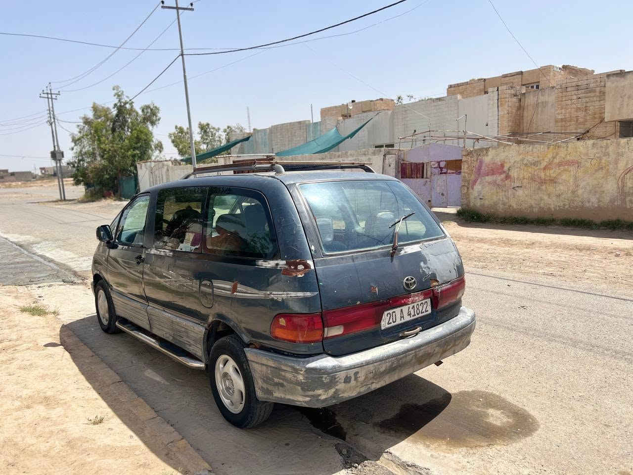 سياره تويوتا بريفيا 7 راكب للبيع
رقم ديالى انكليزي 

هزه جديده  

موديل 92 

بحاله جيده يحتاجلها صبغ فقط

السعر 30 ورقه وبيها مجال المكان ‏‪تكريت 

‏‪***********‬‏

