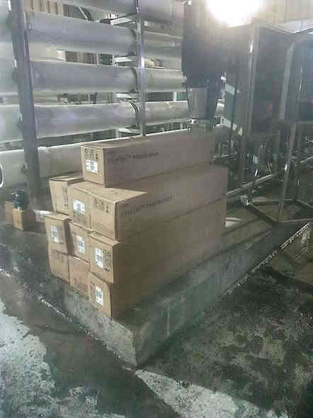 بفضل الله تعالى ثم بخبرة وجهود كادر #المشرق_لمعالجةالمياه تم استبدال ممبرينات امريكية الصنع لمحطة تحلية المياه في بغداد/عويريج الصناعية. 
# تصنيع وتركيب محطات تحلية المياه لمختلف الاستعمالات والاحجام وحسب المواصفات المطلوبة(صناعية _ زراعية _ استخدام حيواني ).
***********.
***********.
