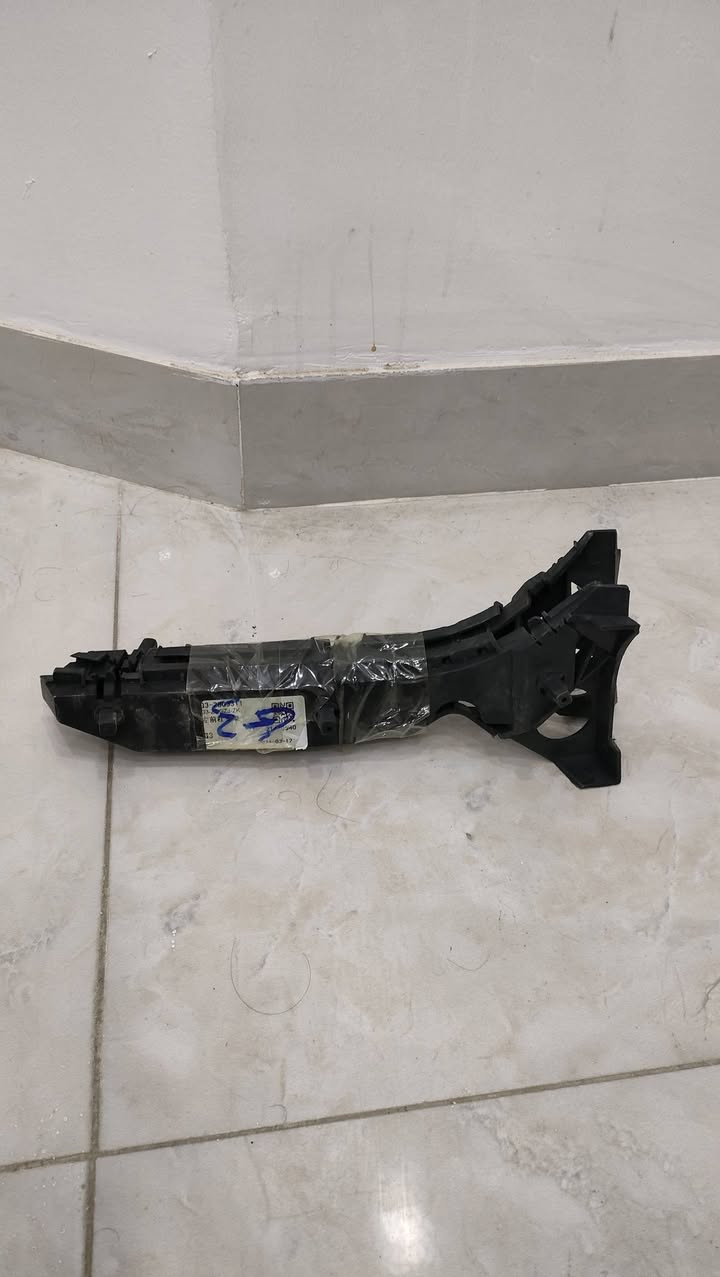 السلام عليكم 
للبيع ادوات احتياطية BYD اصلية وكالة 
الأسعار والتفاصيل أسفل الصور 
مكاني بغداد الحرية 
للتواصل / *********** واتس او اتصال
