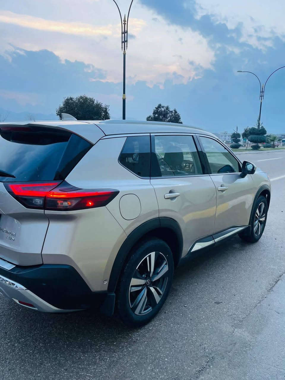 2023 platnum.Awd.🏔️
9000.mile.😱
0750 155 4374
