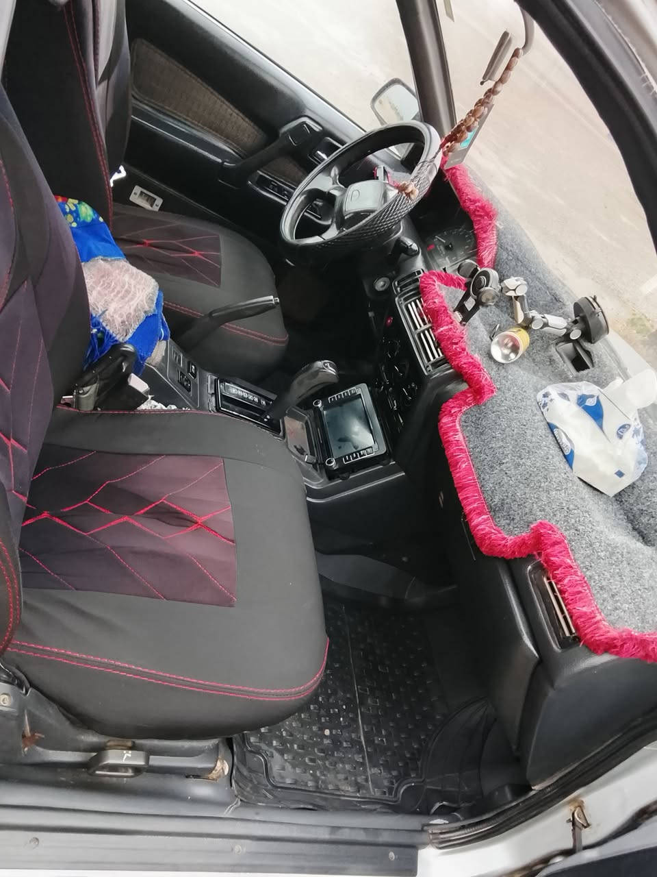 السلام عليكم ورحمة الله وبركاتة
سيارة لبيع مستيبوشي كلن رقم ديالى سنويه جديدة سيارة بسمي و تخم تاير جديد تبريد شغال و تدفئه سيارة خير من الله محرك لا صرف ولا بخار محرك 1800 المكان ديالى ناحية السعديه السعر 53 وبيها مجال للشراي 
***********
