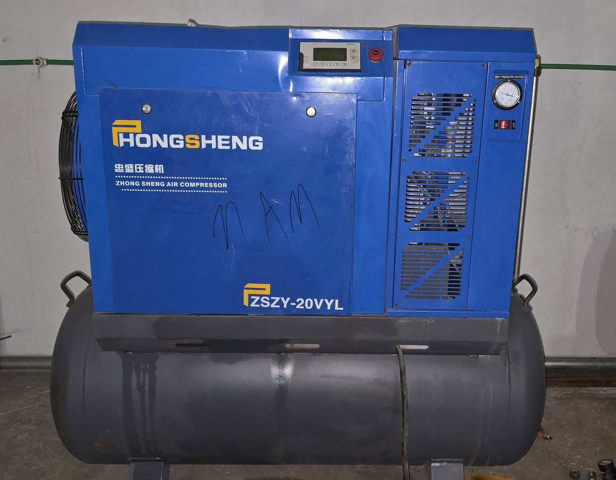 كمبريسر سكرو 16 بار 500 لتر استخدام قليل سعره 45 ورقه
***********
