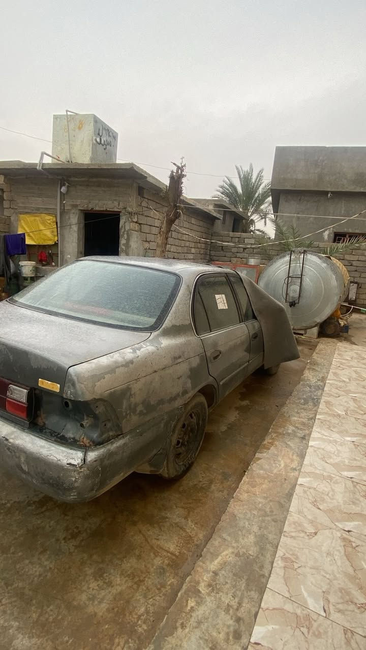 اسلام عليكم سياره كورله موديل 93السياره مسوي بيها حادث والحادث مالها صلحتو السياره حبل ابيع فحم في فحم 7اوراق السياره صلحت حادثها وجبتها من السمكري طبكتها بل بيت 
السياره مو شغاله الهاتف ***********
نقطه مهمه السياره يعوزها كهربائي يشغلها بس .؟
