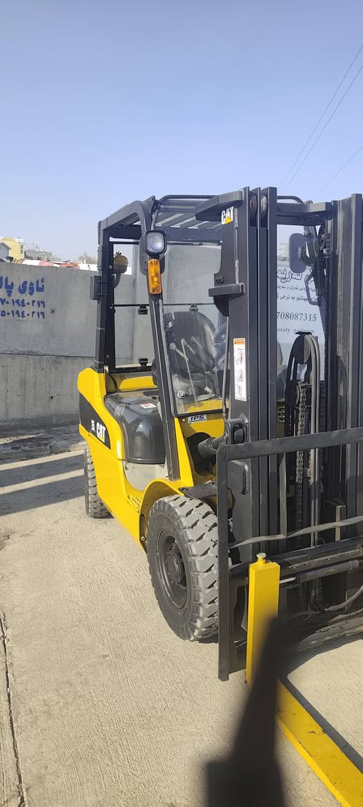 كتر
حجم  2.5 طن مستخدم أوربا فقط دخول جديد     جب حاوي ٣ جب ارتفاع الجب  ٤.٧٥  مترات   
كير محرك  بلادي  مامفتوح 
تايرات جديد 
جاهزة 
 3 حركات 3 جب 
موديل 2016

 محرك s4s  ديزل  آوراق منفيس مؤقت مشتغله قليل شوكيه مكفول كفاله عامە   
مكان  سليمانية 
للاستفسار   عن السعر اتصل على الأرقام  ***********
