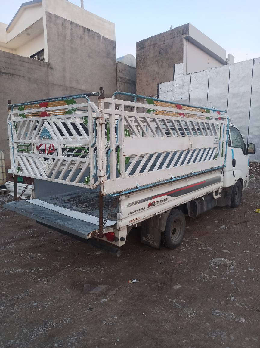 کیا دوتەنی  2700 براوە 2011  گێڕو مەکینە بەشەرت
خوار هەموو بازاڕ هەمووگیانی بەشەرت ماڵی دۆستە
  بەشەرت ئەکسل بەشەرت کارەبایی
قوفڵ مەرگەزی  کۆنترۆل
6 تایەی لۆک  پەتری  تازە بۆم کڕیوە
 هەموو گیانی ئیشەکات   برێکی بەسراوە کامل مەسرەف و جوانکاری کراوە رۆن و تایەی تازەیە   و خایسی نیە زۆر پاکە سعری 63  وەرەقەمعامەلە  شوێن ڕانیە 
*********** یان *********** رانية, السليمانية
