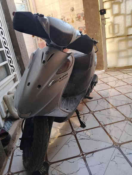 ادرس ياباني قديم مكفولة مكينه نوزل ضفيره سلف هندر كامله دبلات كله شغال دراجة خير من الله سعر 550 وبيها مجال للطيبين شراي كل الهلا راسلني خاص لو اتصل عل رقم ***********
