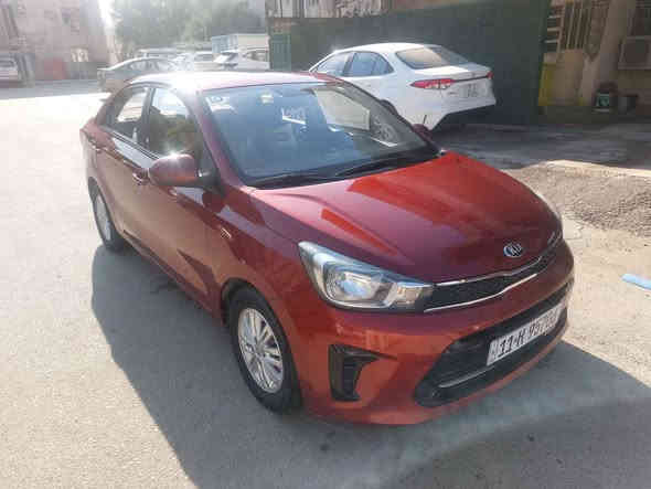 عندي كيا بيجاز ٢٠٢٠ خليجية ماشية ٥٨ الف محرك ١٤٠٠ رقم بغداد الجديد بسمي سيارة جديدة وحلوة مكفولة من الصبغ بيها بارد كد شبر بحافة البنيد فوك اللايت مال سايق فقط كير ومحرك مكفول تبريد مواصفاتها شاشة وكامرة سلايد روف تحكم استيرن وسعر السيارة ١٠٥ ورقات بيها مجال قليل للاتصال ت (***********) او رقم (***********) موجودة السيارة في الاعضمية بغداد
