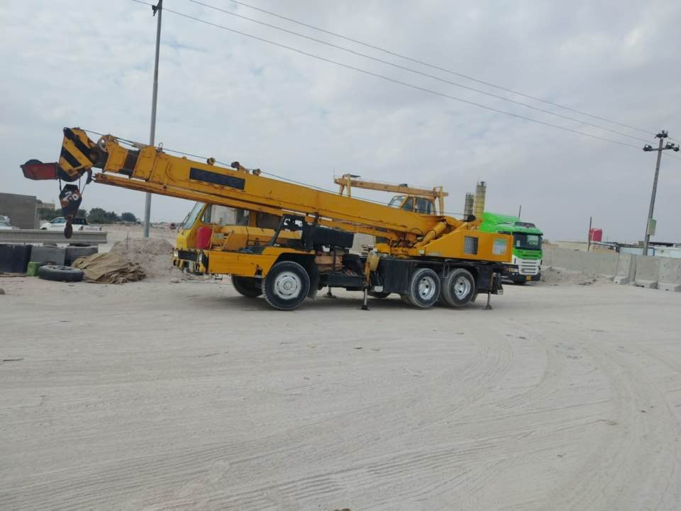 كرين عشرين طن تلاثه  سلايت مكلف بنشر هذه صاحب الكرين رقمه ***********
