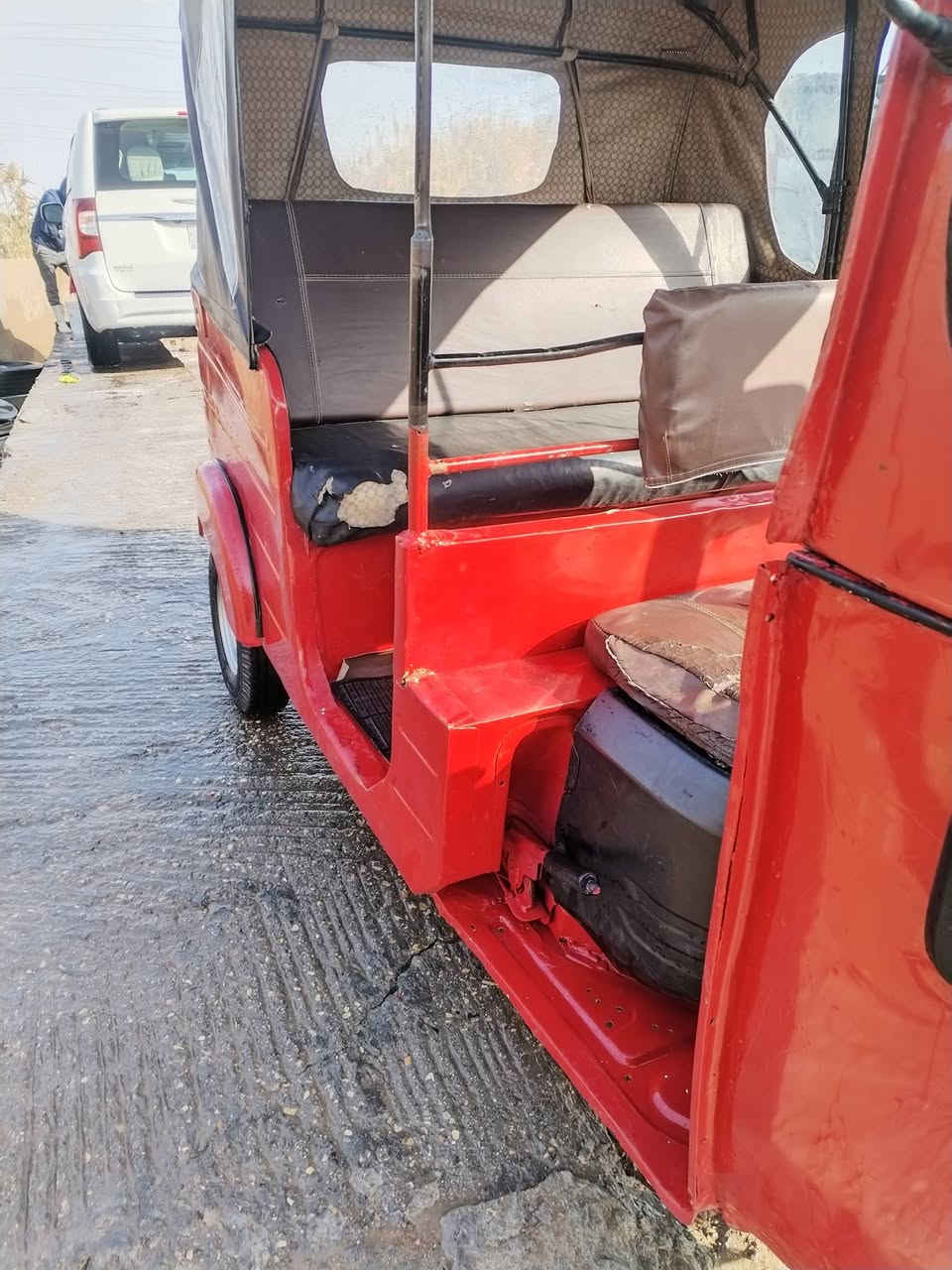 تكتك للبيع موديل 18 داخله ب 19رقم وسنويه مصبوغه جماليه سعر3700  اتصال ***********
