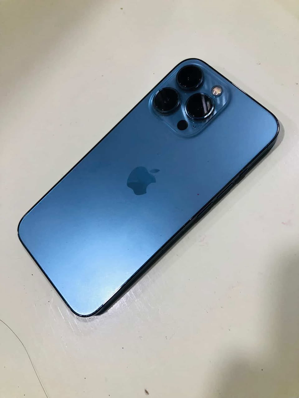 ايفون  13 برو  فقط  ذاكرة 256  بطارية 77 جهاز شخط مابي  وكلشي مامبدل بي  نظيف 100 بالميه
السعر 600
مكاني واسط


**إذا كنت صاحب هذا الإعلان وتريد حذفه لأي سبب، رجاءا أرسل رسالة إلى الدعم الفني**