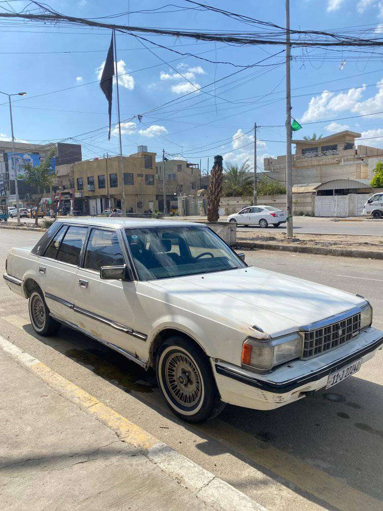 السلام عليكم سوبر موديل 85 رقم بغداد انكليزي محرك بلادي وممتاز وكير عادي تبريد شغال تحويل مباشر مكاني بغداد الحريه السعر 43 $ وبيها مجال بسيط للاستفسار اتصل وبخدمتك ***********
