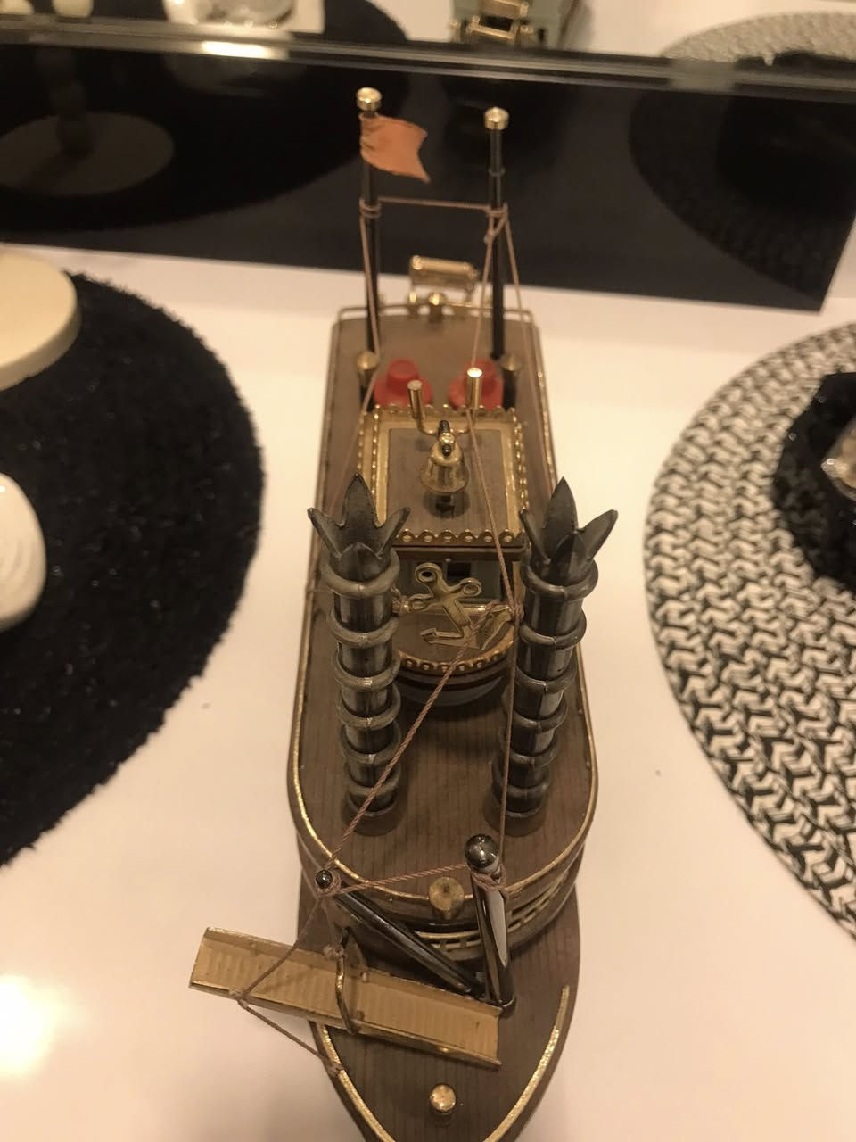 سفينه ارتفاع ١٧ طول ٣٠ بيها راديو قطعه من النوادر سعر ١٠٠ الف


**إذا كنت صاحب هذا الإعلان وتريد حذفه لأي سبب، رجاءا أرسل رسالة إلى الدعم الفني**