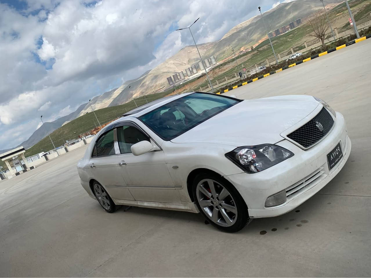 بؤفرؤشتن 59 مةجاليكي كةم ***********
سپؤرت بةس موسة سةقفو حيزام بةشةرت 
2005 3دوگمة چلد سلايت هيتةرويل دينگة
182 گيرو مةكينة گةورة  گيرو مةكينة بةشةرت 
تةقةو رةقة ي تيانية كارةباي هةمو گياني ئيشةكا 
لةسليمانيم السليمانية, العراق
