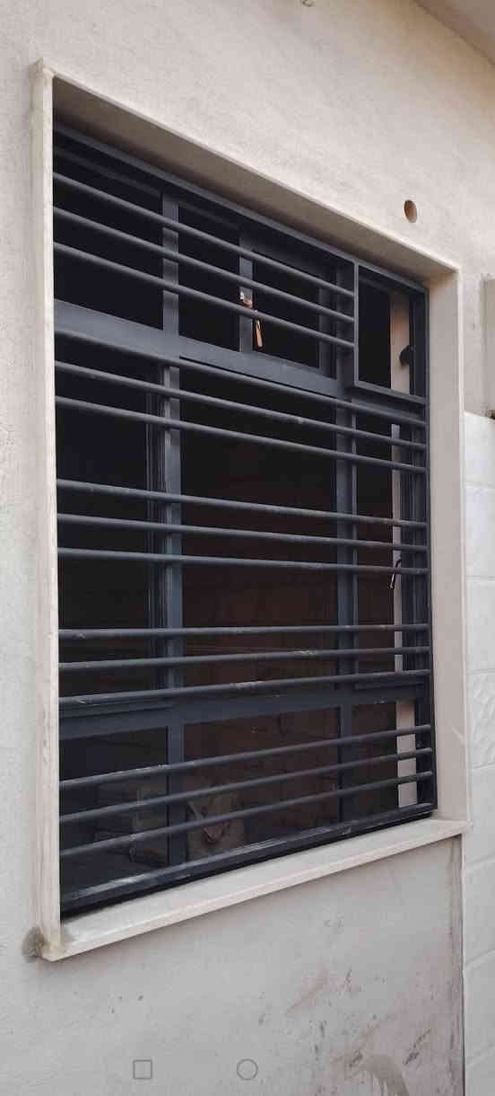 عمل الابوب بل قصد عنوان المحل القوسيات مقابيل أسوق ابو يوسف ***********
