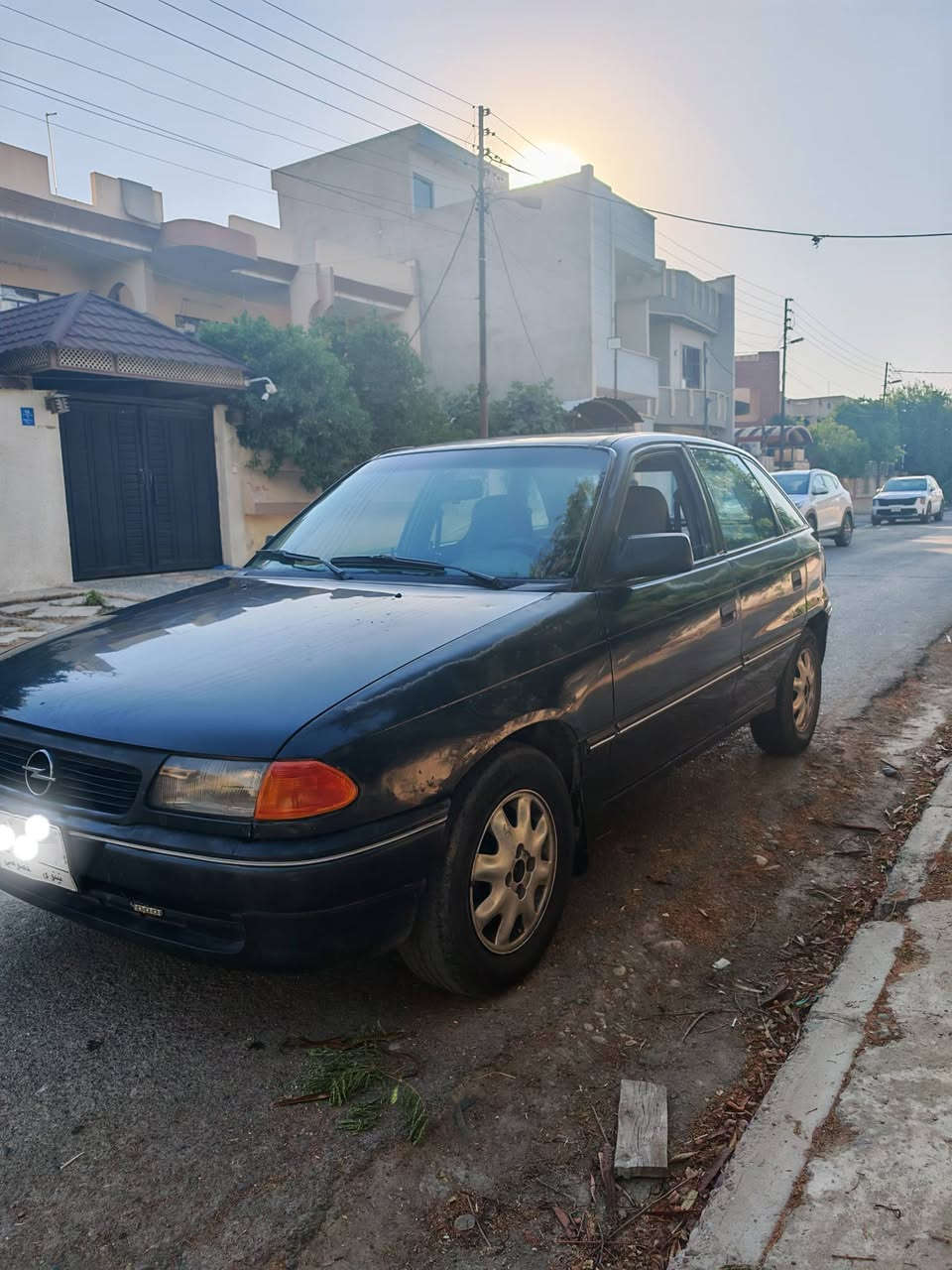 اوبل استرا جنطة حجم ١٦ نينوى شرط المحرك والكير بدون صبغ وبدون معجون باسمي السعر ٣٥$ ومجال للتواصل ***********
