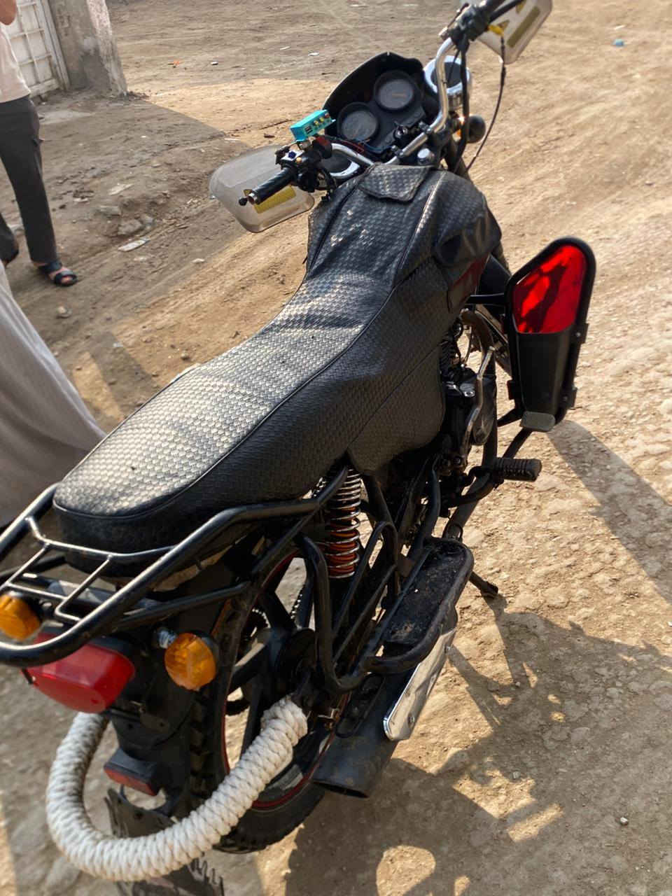 سلام عليكم دايون البيع موديل 21 اوراق مكان ناصريه سيد دخيل السعر اتصل 
***********
