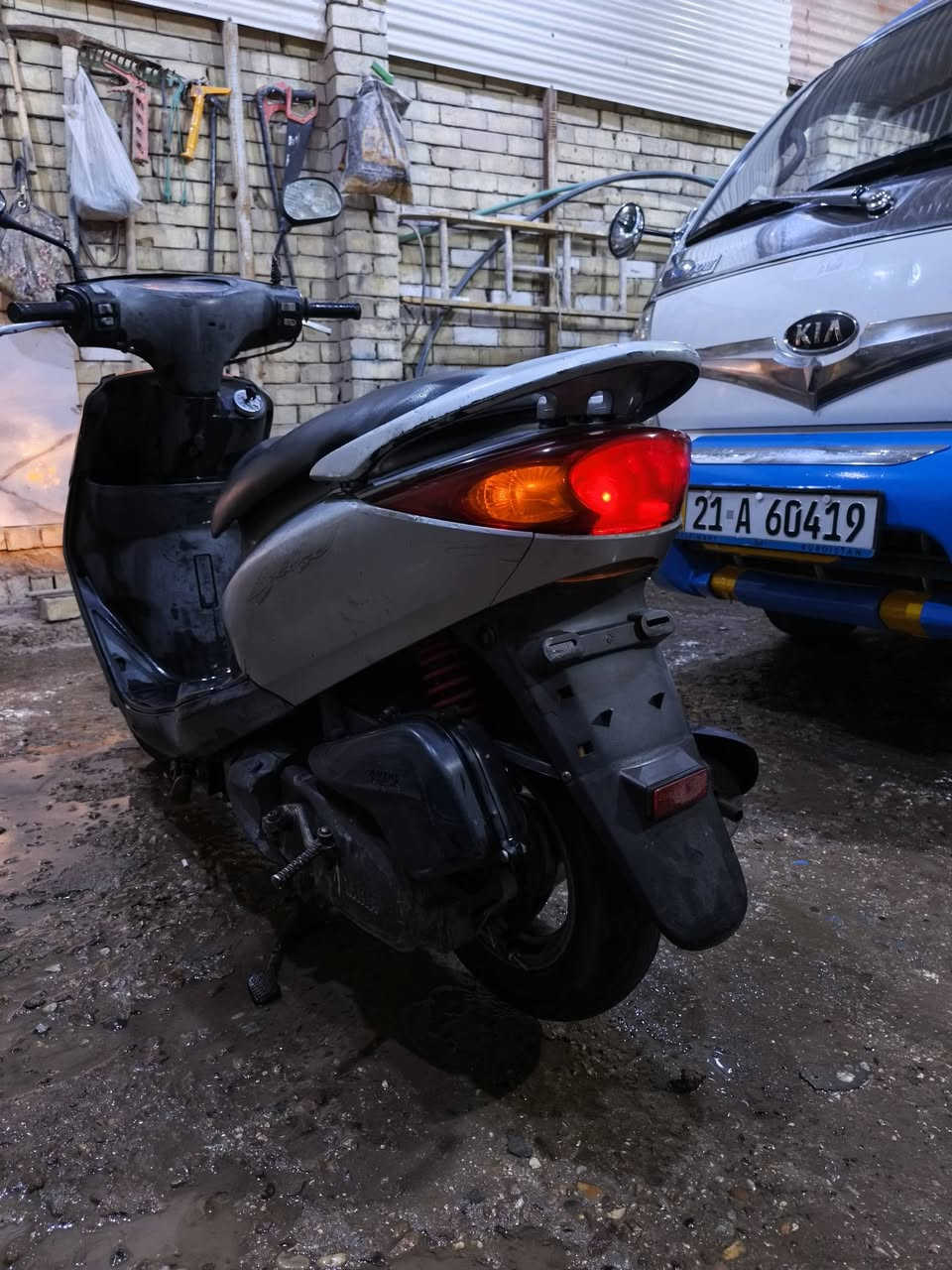 دراجه كلها بلادي مكينه ما مفتوحه وهاي صور كدامك السعر ٦٠٠ بيه مجال قليل (قليل) مكاني حي اور يم جامع الفردوس متواجد بالقاهره من ساعه ٨ لحد ٤ 
***********
