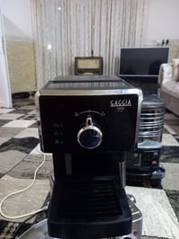ثلاث اجهزة • ماكينة قهوة Gaggia • بدون بورتفلتر