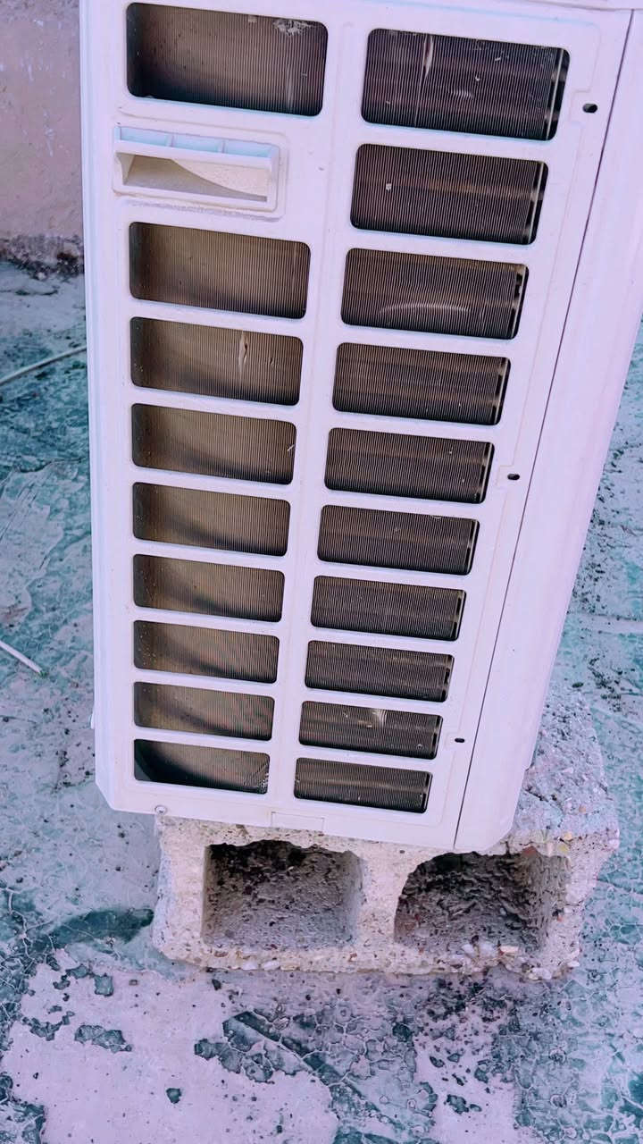 سلام عليكم سبلت تسوت طن  ونص انفيررتر تحكم  انبريه ضافه90‎%‎ سعر450عنوان بغداد  
***********
