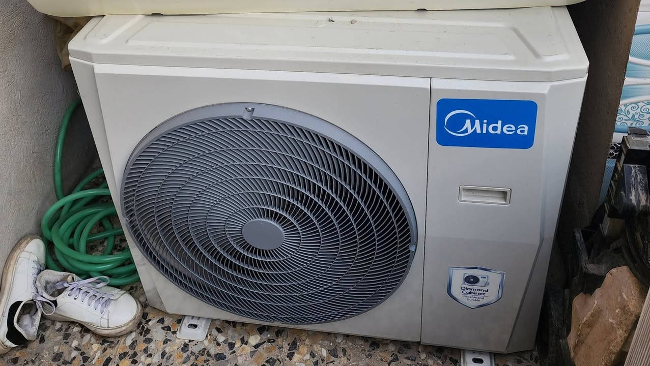 سبلت ميديا طنين تحكم امبير بالفان
يعني اقتصادي حالين منصوب شغال طبيعي بس بية صوت بالفان سعرة جدا مناسب 350 ابيع بدون بوراي مدينه الصدر ***********
