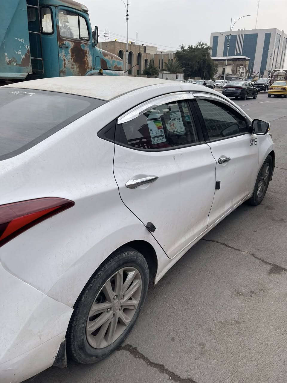 السلام عليكم النترا ٢٠١٥ خليجي بيها تلث قطع صبغ والمحرك كايم رايدها ب ٨٧ مكاني بغداد الكاظمية 
        ***********

ملاحظة السيارة جانت متروكه
