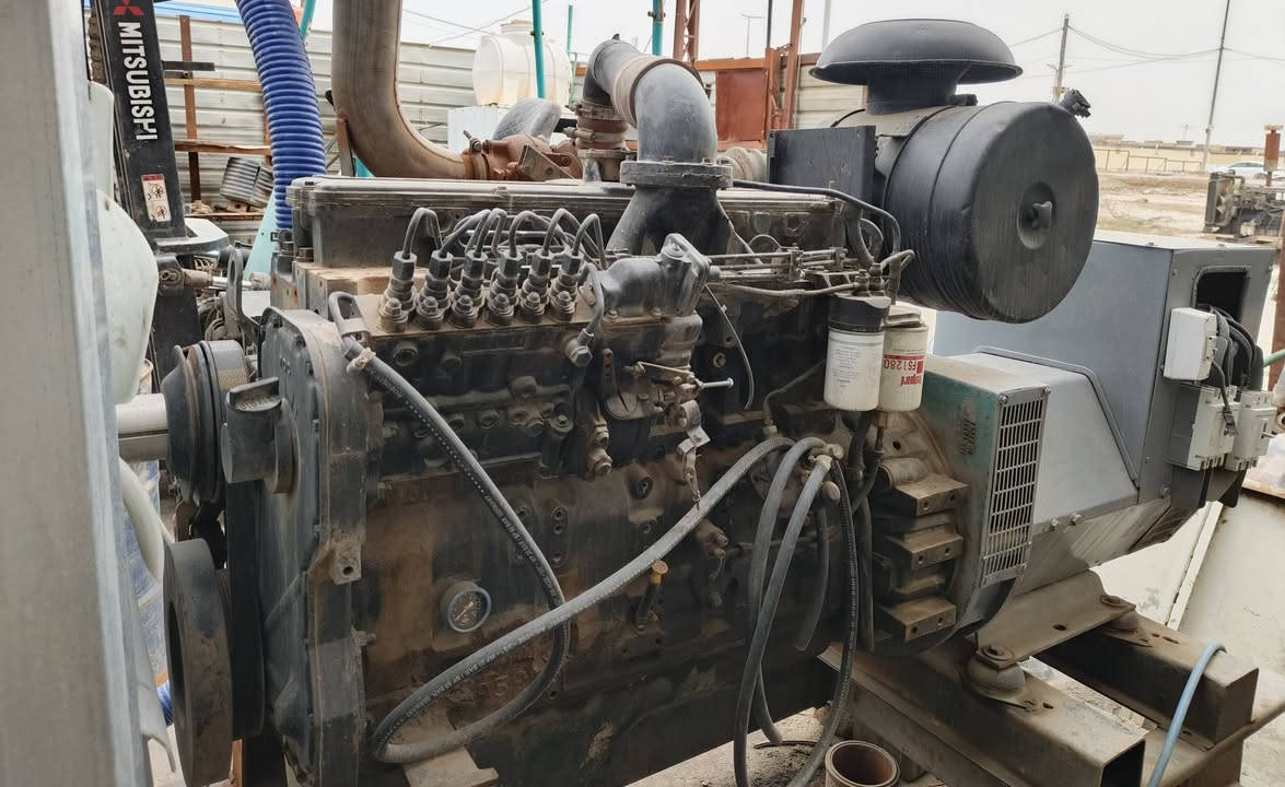 مولدة كمنز 24 ولف توليد 250 كيفي راديتر جديد وقواطع كهرباء جدد كلشي جديد رقم ***********
