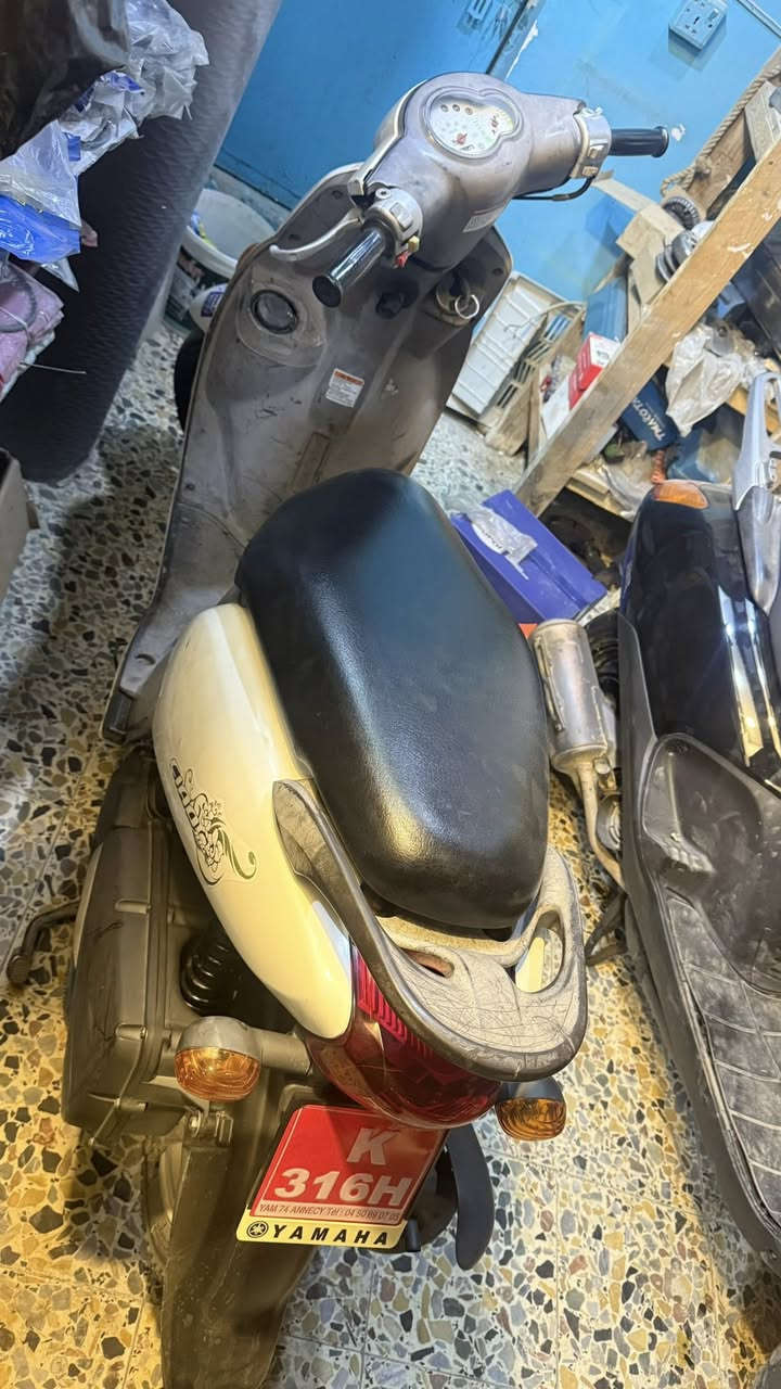 السلام عليكم حبايب دراجه ادرس حديث ياباني دراجه مكفوله من كلشي نازله رمبه قبل شهرين  ودراجه فله هم كفاله من كلشي اي ستفسار ***********
