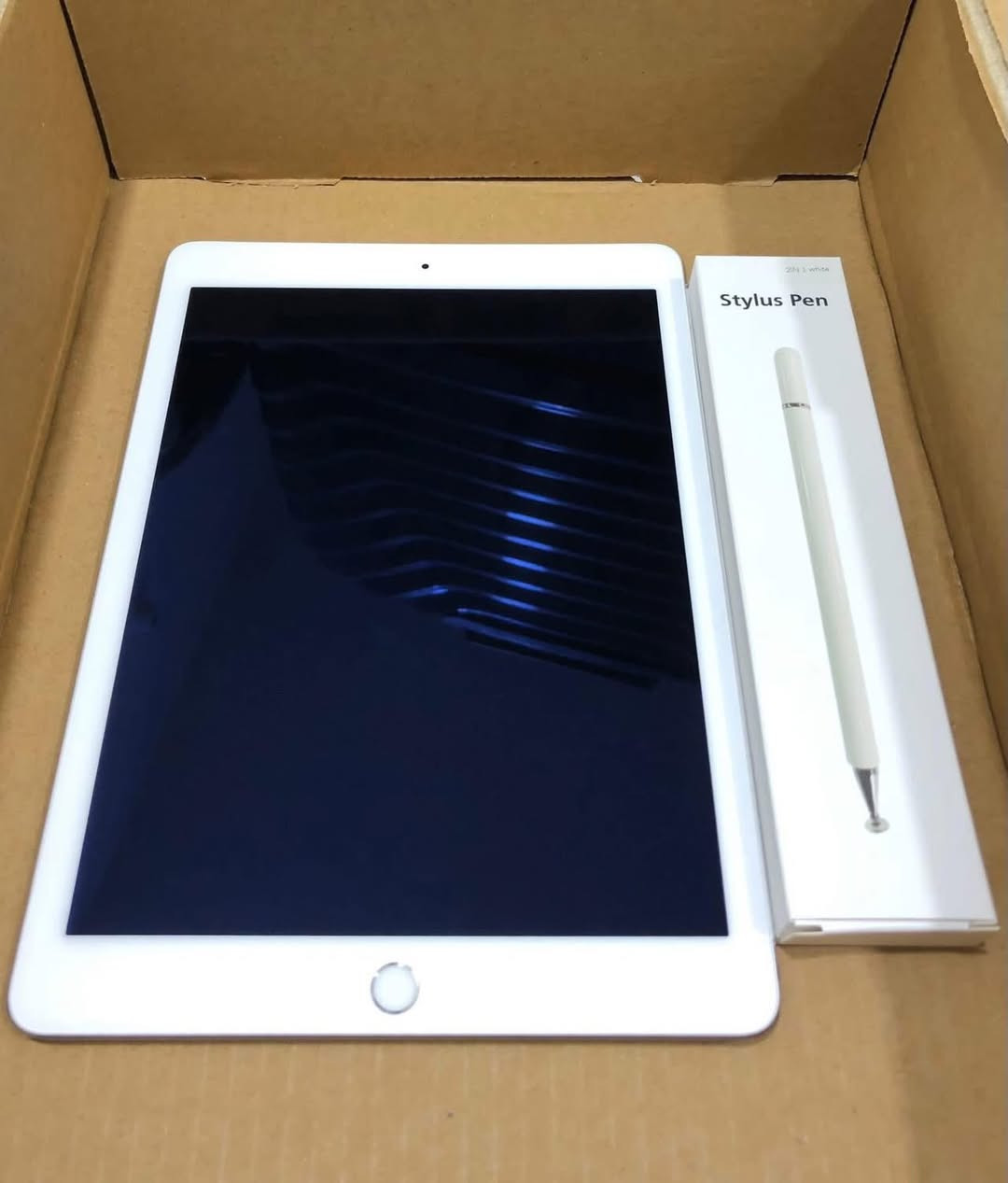 ipad 8 . نسخه شريحه . ذاكره 32
بطاريه 91% . إمريكي . نموذج M
نظافه 100%
ملحقات قلم + كيبل
فحص + طمان
سعر 145 الف مع توصيل
متوفر كميات للحجز ارسل رقمك وعنوانك


**إذا كنت صاحب هذا الإعلان وتريد حذفه لأي سبب، رجاءا أرسل رسالة إلى الدعم الفني**