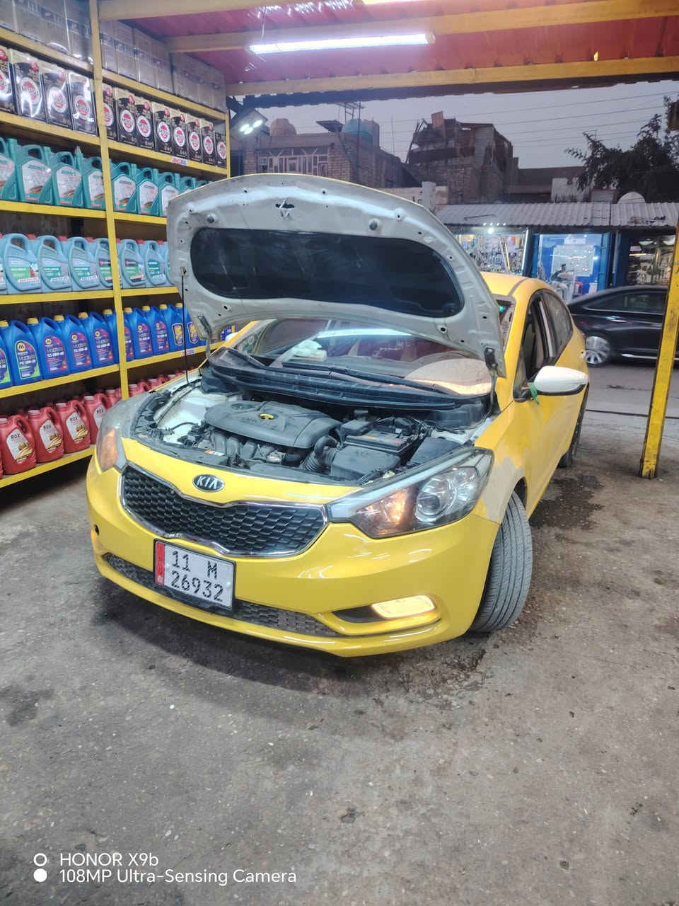 سلام عليكم للبيع كيا فورتي مديل 2014 حادث سياره سرقه بنيد وبيها طخه موضحه كدامك  سياره كير مكينه دوش 1800 بشرط لاتنقيص ولا تبخير خير من الله سلف داينمو دسكات دهن جديد مي راديتر  صدر نص عمر منضومه تبريد جديده تخم تاير صبغه جديده وسياره احلى من صور من ايدك للشغل سنويتها مجددها 2030ب اسمي شخصيا سياره سعرها 105 وبيه مجال لشراي 

مكان سياره بغداد لحسينيه مال راشدية
هاتف ***********
