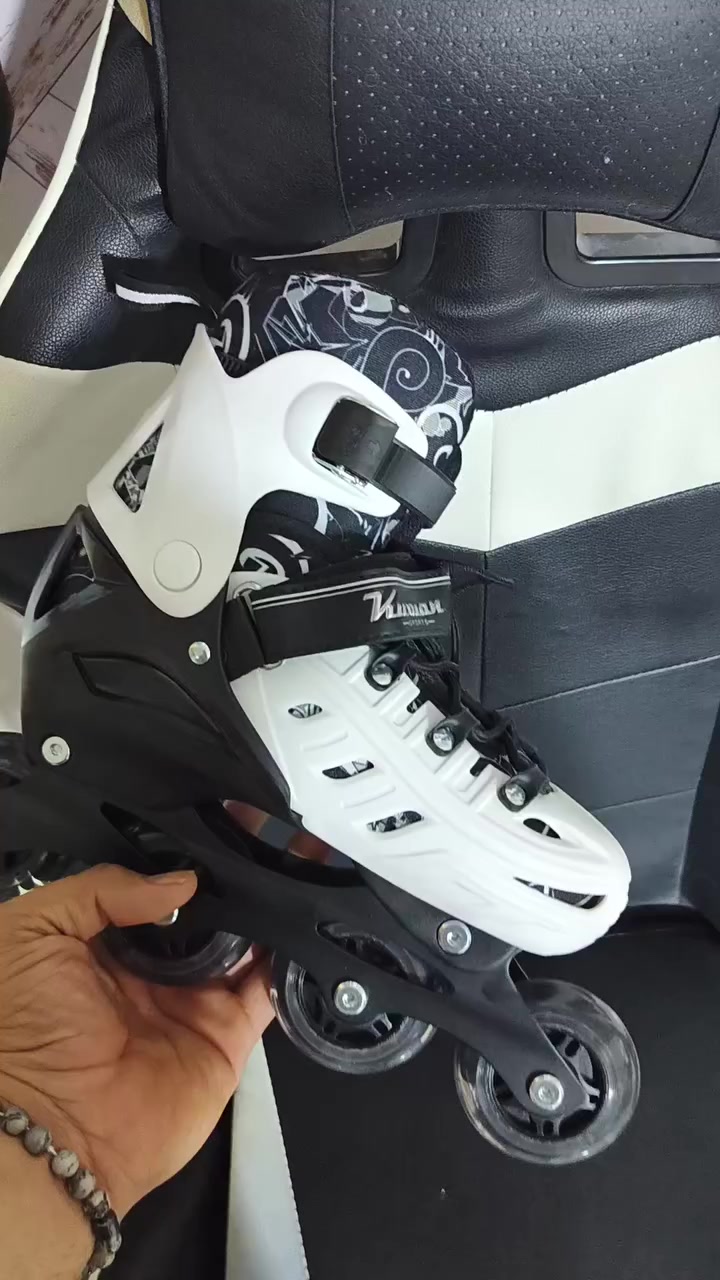 سكيت اصلي قياس يلبس من 35 الى 39 على اول تم 25


**إذا كنت صاحب هذا الإعلان وتريد حذفه لأي سبب، رجاءا أرسل رسالة إلى الدعم الفني**