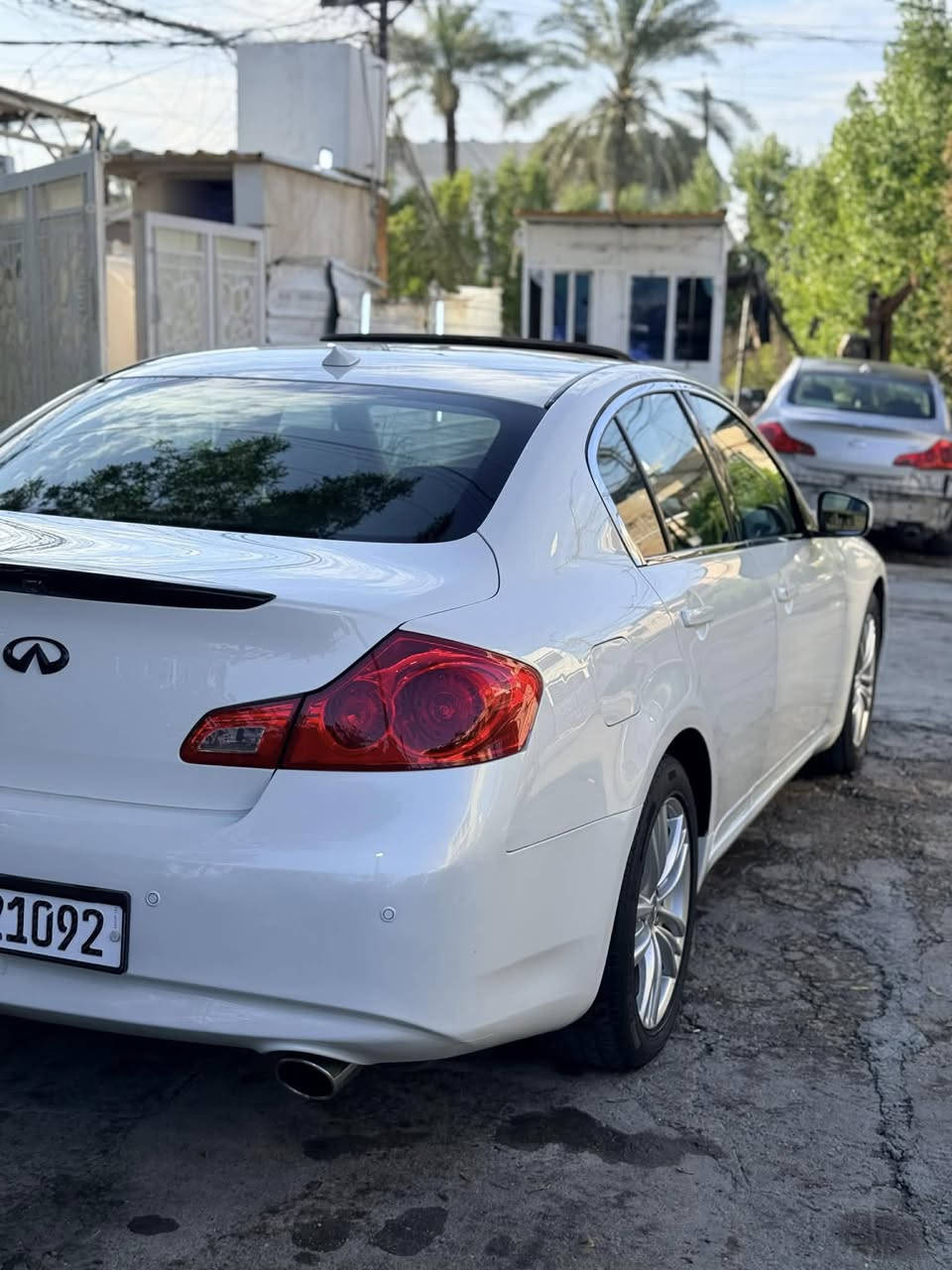 للبيع انفنتي G37 موديل 2013
حدادية امامي خلفي مبدلهن جديد
مكينة وكير خير من الله
تدفئة تبريد
السيارة جاهزة على اخر حباية
وقوتها معروفة الجي ميحتاج اسولف عنها
ترايك وين متحب مكان السيارة الاطباء حي الجهاد
السعر 98 ورقة 
هاتف ***********
