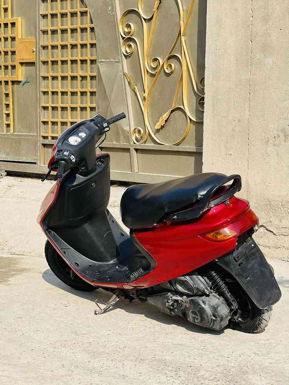 يالله سلام عليكم دراجه فراشه ياباني بعده عل وضع الوكاله دراجه جديده نكره سلف وهنتر  مكاني القاسم *********** تحياتي
