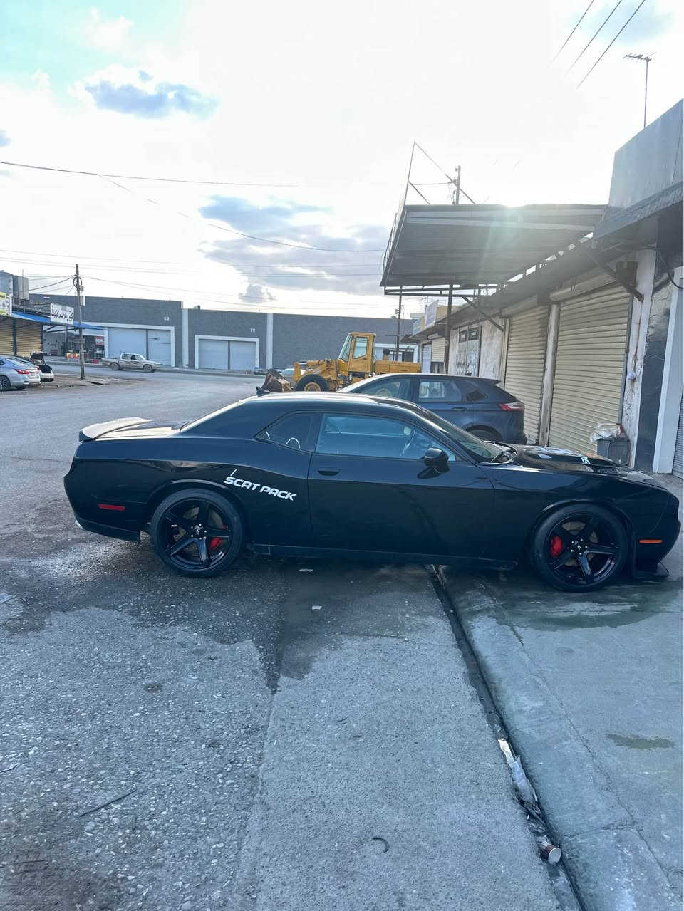 جالنجر سكات باك   2018  مصروف عليها اكثر من سعرها سقف روز رايز متغير اللون ليد دشبول ليد لايت خارجي متغير الوان فول فول بس بدون سلايت ☄️بوضع شركه قطعتين صبغ  بدون بطانيه بس شاصي شوي معدل جه واحده ارباك بس ستيرن وتكما  شر ط محرك كير اكسل بلادي مامفتوح   تحويل بشر ط. باقي كلو موضح بلصور  موقع اربيل موجود وتساب يفتهم اكثر   (مجال بيه سعر )*********** أربيل, العراق
