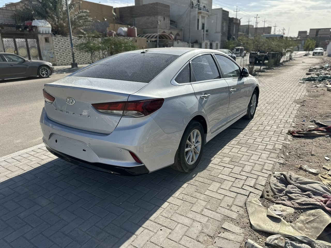 سوناتا  وارد كوري
مديل2020 معلايه 2023بدون رقم  موصفات بصمه مرايات شفط كشن كهربائي السعر 120 بيه مجال العنوان البصره ***********
