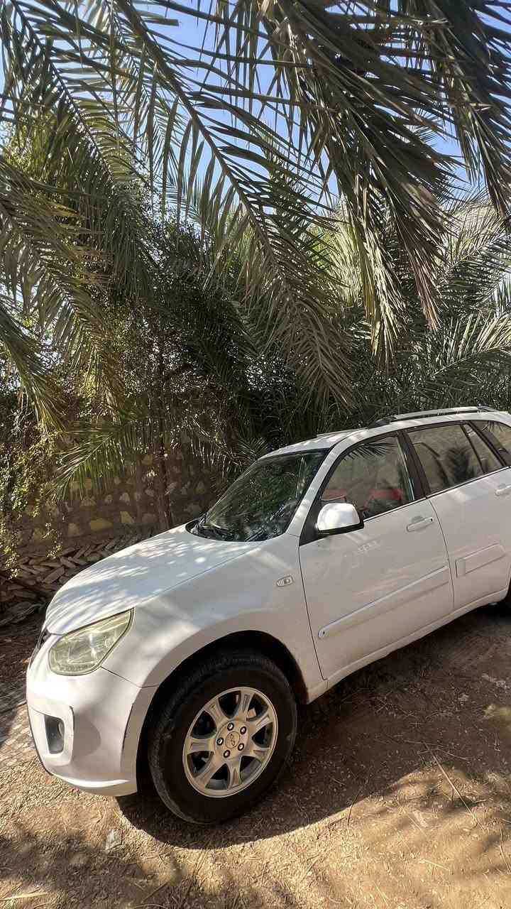 السلام عليكم
سيارة تيكو 2013 نظيفة جداً وبالعافية عالياخذها ما تصرف عليها ربع وترايك لدهوك
كير كهربائي 5 نمر ، تبريد ثلج ،  تحكم مري.. تحكم ستيرن ..شاشة لمس  بالنسبة للگير والمحرك مكفولات والحدادية ممتازة ورقم بابل الدولي والسنوية ل 2030  هزة جديدة وتخم 4 تاير جديد خياسات بيها شي بسيط ملگط السيارة مال بيت ومداريها ، سعرها 60 وبيها مجال للطيبين 

العنوان: بابل الحمزة الغربي
للتواصل *********** بي واتساب والخاص متواجد كذلك
